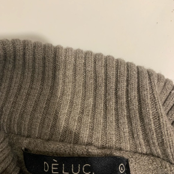 Deluc Turtle Neck Sweater size L - Picture 3 of 3